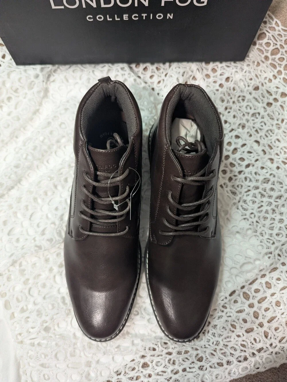 London Fog Tyler Men’s 10M Brown Chukka Boots Memory Foam Lace Up NIB